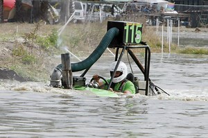 Swamp Buggy Racing - Ultimate Waterproofing