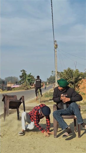 pull the chair 🪑 !