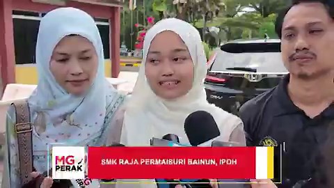 MGPerak: Anak Pekerja Kilang Peroleh SPM 9A Berazam Ubah Kehidupan Keluarga Lebih Senang Mahu mengubah nasib keluarga menjadi pembakar semangat buat Wan Aleya Batrisyia Meor Ruslan, 18 apabila berjaya memperoleh keputusan pelajar cemerlang dengan meraih 9A dalam Sijil Pelajaran Malaysia (SPM) 2025.Anak sulung daripada tiga beradik itu berkata, bapa dan ibunya, Suziana Harun, 44, dan Meor Ruslan Ismail menyara keluarga dengan bekerja di sebuah kilang di Meru dan menyewa sebuah rumah di Halaman Me