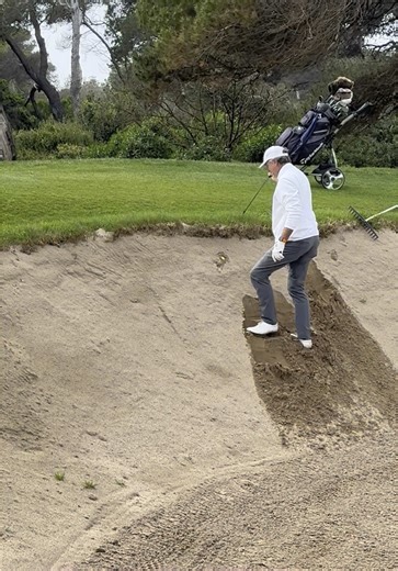 The Rolly Hill Show: Hilarious Golf Moments