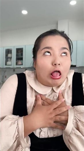 BESTIE STOLE MY SNACKS… BUT IT WAS DOG FOOD! 😂 #funny #shorts