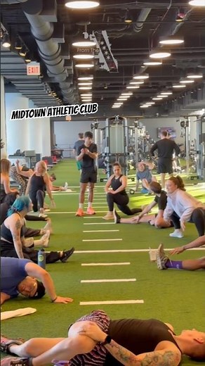 Inside Chicago’s Most Luxurious Gym 🏋️‍♂️🔥 Midtown Athletic Club Tour