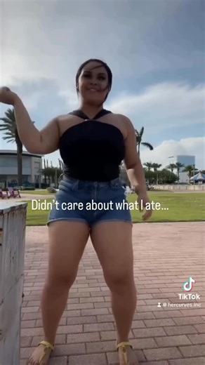 Carlton Falconer | Neighborhood’s Toughest Gym on Instagram: "1. When a client is ‘metabolically rigid’ (stuck burning only sugar), they often experience a ‘crash’ 2–3 hours after eating. From a bioengineering perspective, the most critical first step to restore their flexibility is to adjust the macronutrient ratios to reduce insulin spikes and encourage fat oxidation. This approach, known as Fuel Partitioning, is essential. Additionally, implementing time-restricted feeding, or Circadian Gatin