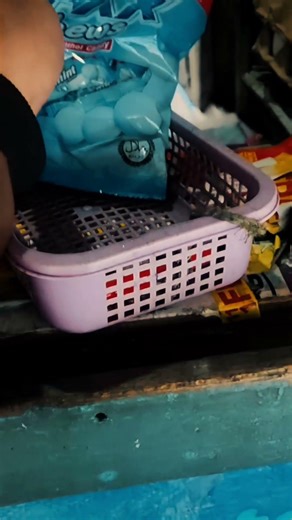 Maxx chews fresh mint #buhayahente