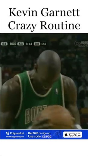 Kevin Garnett Pounds His Own Head😳😅