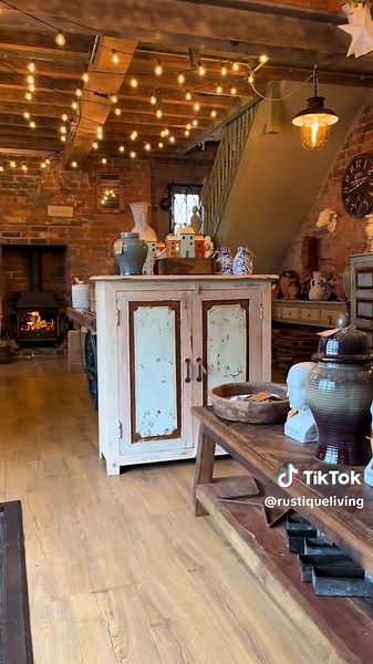 Rustic Home Decor - Explore the Cozy Vibes of Rustique Living