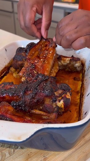 Honey Jerk Turkey Wings 🥵🔥😮‍💨🙌🏾 GRAB THE COOKBOOK “KITCHEN CULTURE” thru the link in my bio before copies sell out! Use code “aries” at checkout for 20% off Or cop the digital book for 50% off. Use code “halfoff” at checkout Ingredients 4 Turkey Wings (drums and flats) Jerk seasoning Smoked paprika Garlic salt Onion powder Garlic cloves Chicken broth Unsalted butter Thyme Sweet chili sauce Brown sugar Worcestershire sauce/hoochie sauce #turkeywingsrecipe #jerkchicken