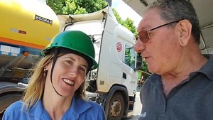 A mulher caminhoneira é a prova de que o tamanho do sonho não define o tamanho da conquista!" 💪 Alfonso Marangon, o Fontio conversa com uma profissional do volante... | TV Top Mídia
