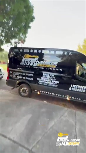 🚗 Sentra Rescue in La Feria! 🚗 A lost smart key can bring your whole day to a halt! The owner of this modern 2021 Nissan Sentra was stranded in La Feria this morning with no way to get their Monday started. Our mobile unit was on the way! ⚡ We arrived with the latest key programming technology, and right on the spot, we created a brand new key for their Sentra. No dealership tow, no long waits, just a fast, affordable solution that comes directly to you. We're proud to serve our neighbors all 