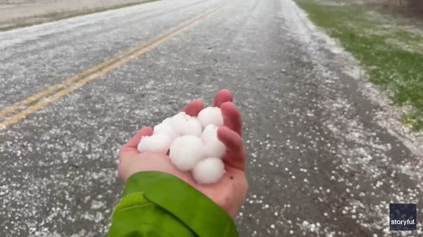 Large Hail Pummels New York | WeatherBug