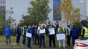 Couriers in limbo after Fastway receivership - protesters