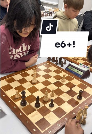 WCM Alemanova vs Makhmut: Chess Rapid Semifinal 2026