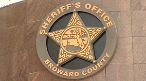 Broward Sheriff's deputy arrested, accused of soliciting 17-year-old girl