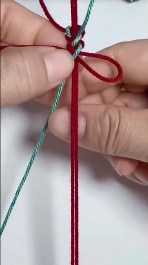 Easy Macramé Bracelet