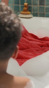 Découvrez notre nouvelle campagne en vidéo ! Nous avons hâte de connaître vos impressions. Dites-nous en commentaire ce que vous en avez pensé 😊 | Carré Blanc