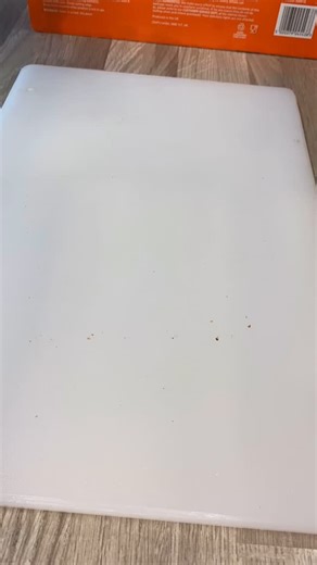 Mars bar cornflake crunch Rocky Road 🥵🥵🥵 It’s just SO GOOD!! Mars bar Rocky Road base made with marshmallows, Rice Krispies, Mars (obvs) and digestives topped with Mars bar cornflake cake, finished with Belgian chocolate and more Mars 🥵 say Mars again. Available @scuttlebrookwake tomorrow!!! | SJ Cakes