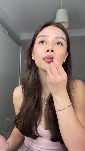 Gym Makeup Tutorial with Sinem Coşkun