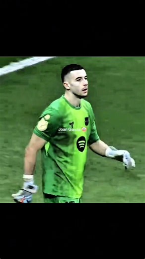 Hilarious Goalkeeper Fails in Football