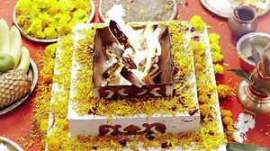 35K views · 1.5K reactions | Meher is on her way to save Riddhima from Kabir's trap. Will, she succeed?Tune in to Ishq Mein Marjawan 2 on 27th November at 7 pm UAE & 6 pm KSA on Colors. #Colorstv #colorstvme #immj2 | Colors ME | Facebook