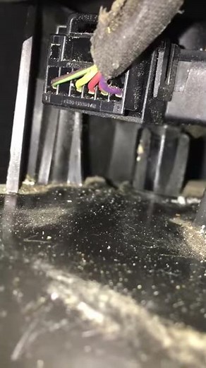 Lincoln Town Car problem with air door actuator