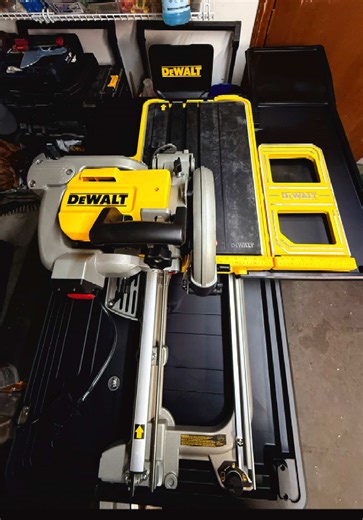 When the Job Gets Bigger, You Bring Out the Big Guns 💪🏼 When the medium wet saw just wasn’t cutting it, I had to dig into storage and bring out the big guns, the DeWalt D36000S 🔥 This saw is an absolute beast. It’s been sitting in storage for about 3 years, untouched, simply because I never needed it, until now. And let me tell you, it did not disappoint. This right here is exactly why I invest in the tools I need. I may not use them every day, but when the moment comes, they show up and get 
