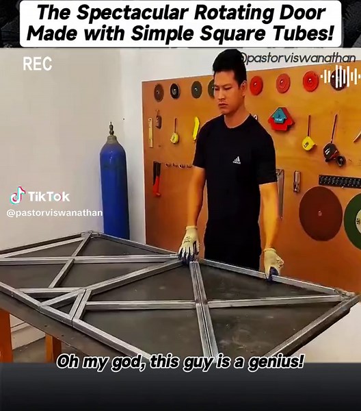 Inventive DIY Rotating Door Made with Square Tubes