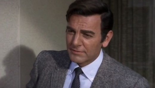 Mike Connors, star of 'Mannix,' dies at 91