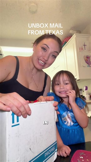 Kaia was so happy her doll and dog have matching eyes … it’s adorable the random stuff that toddlers notice! #momlife #unboxing