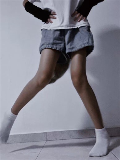 Why did u let her be your girlfriend? The gf in question: #jesterfunkdance #furryfandom #fursuit #furry #therians