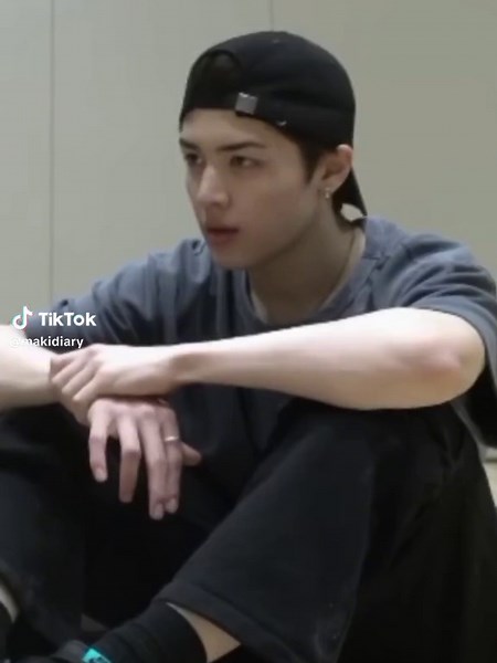 Maki's Journey: Unveiling Life Behind the Scenes