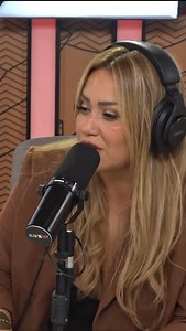 16K views · 10K reactions | ¿QUÉ HICIERON USTEDES CON SU PRIMER SUELDO? 凉 El finde está ideal para mirar en LOOP todos nuestros programas en YouTube  #algodemusica | Algo de musica | Facebook