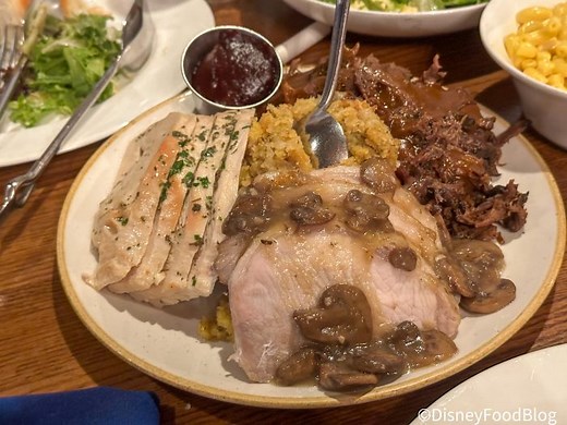 We Know Where We're Having Our Thanksgiving Meal in Disney World | the disney food blog