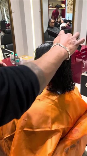 Blunt Long Haircut: Sharp Finishing & Stunning Result
