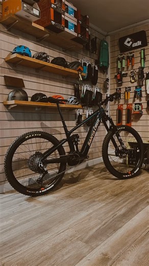 Elevation Cycles on Instagram: "The Vala feels light and agile on the trails with a smaller 600wh battery but the efficiency of the Bosch motor means it’s not far off the range of some other motor systems with heavier 800wh batteries. Pop on the 250wh range extender for the big days. #vala #santacruzvala #emtb #emtbscotland"