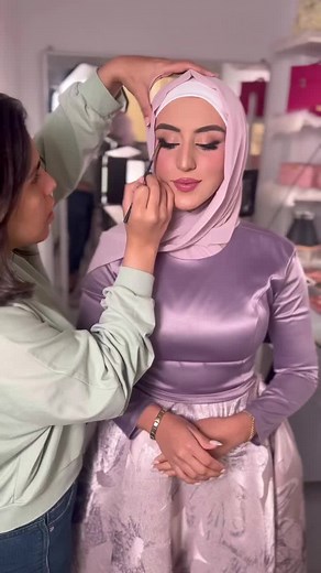 Makeup Application Tutorial with Two Friends