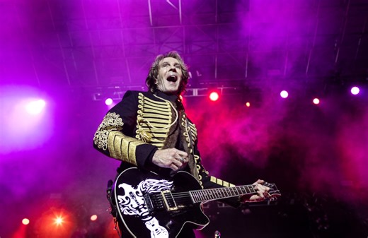 Rock and Roll Hall of Famer to play a handful of concerts with Rick Springfield