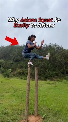 Why Asians Squat So Easily #japan #japanthings #japanlife #japantravel #japanculture #shorts