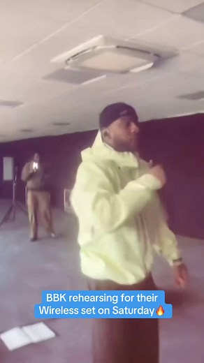 Boy Better Know rehearsing their performance with Drake on Saturday👀🔥 #boybetterknow #bbk #drake #wirelessfestival #wirelesssaturday #jme #sketpa #jammer #ukrap #raptok #hiphop #rappers #fyp