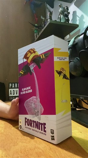 Unboxing the Flapjack Flyer Glider Action Figure