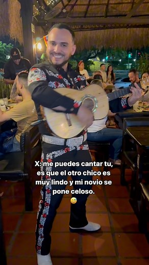8.7K views · 64 reactions | La clientes siendo sinceras!. Leo Castaño y su Mariachi Real De Oro | Leo Castaño y su Mariachi Real De Oro | Facebook
