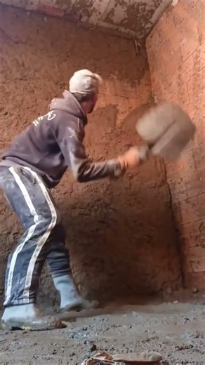 The servants don't understand anything 😂😂😂 #craftsmen #realestate #construction #btp #maroc