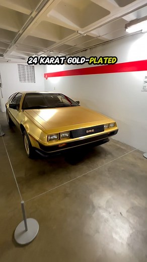 24 Karat Gold Plated Delorean DMC-12 #delorean #dmc #dmc12 #classiccars #gold | Jalopy_Jeff
