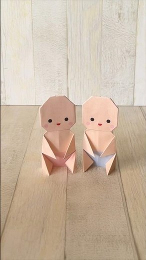 How to make an origami baby. Paper doll tutorial. Free printable origami paper.