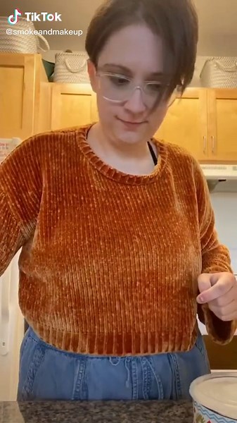 Feeding Your L1 Praying Mantis - Care Tips and Guidelines