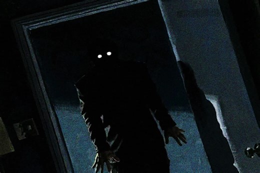 “Masked Up” by Nettspend (feat. NBA YoungBoy) is one of the defining moments on “Early Life Crisis”. One of the biggest mainstream rap voices stepping directly into the distorted, internet-born sound that producers like CXO have been pushing forward. The beat is absolutely unhinged. CXO builds it around a warped, eerie synth pattern that blares through the mix, layered with a melodic lead that adds a strange beauty to the chaos. The drums are blown-out and aggressive. It’s fast, distorted percus