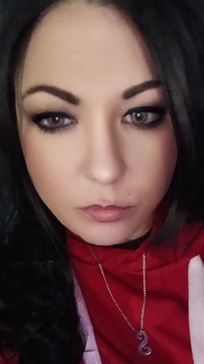 Exploring the Alt Girl Aesthetic: Fashion and Identity