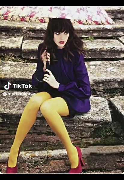 Stylish Coloured Tights for a Funky Fashion Statement