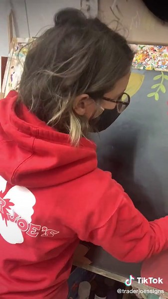 Creating a Stunning Fall Leaf Border | Trader Joe's Chalkboard Art