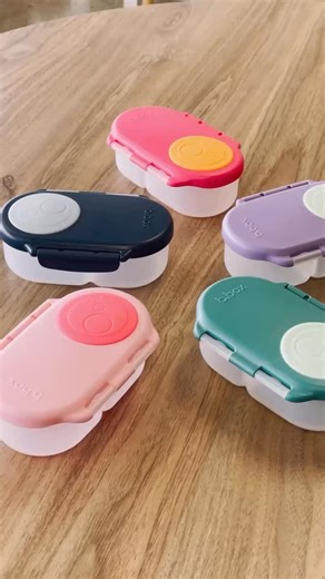 This is why parents love it 👇 From whole fruit to yogurt, our snack box is built to handle real-life snacking. Smart flexi seal. Leakproof design. Kid-friendly clip. Less mess. Less stress. More snack wins. Shop now at Target.com. 🛒✨ | b.box for kids USA