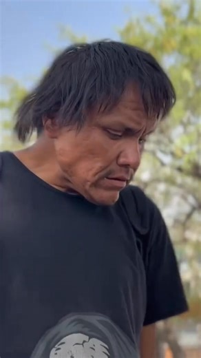 Chris 36, homeless,he went 12 days without sleeping | Street Stories